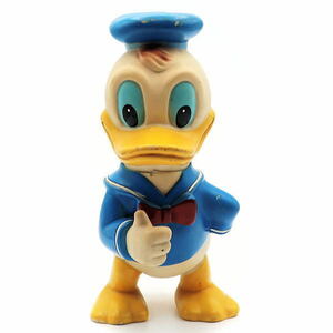  Disney Donald squishy 1970 period ~1980 period front half made in Japan right this side . left hand is back 