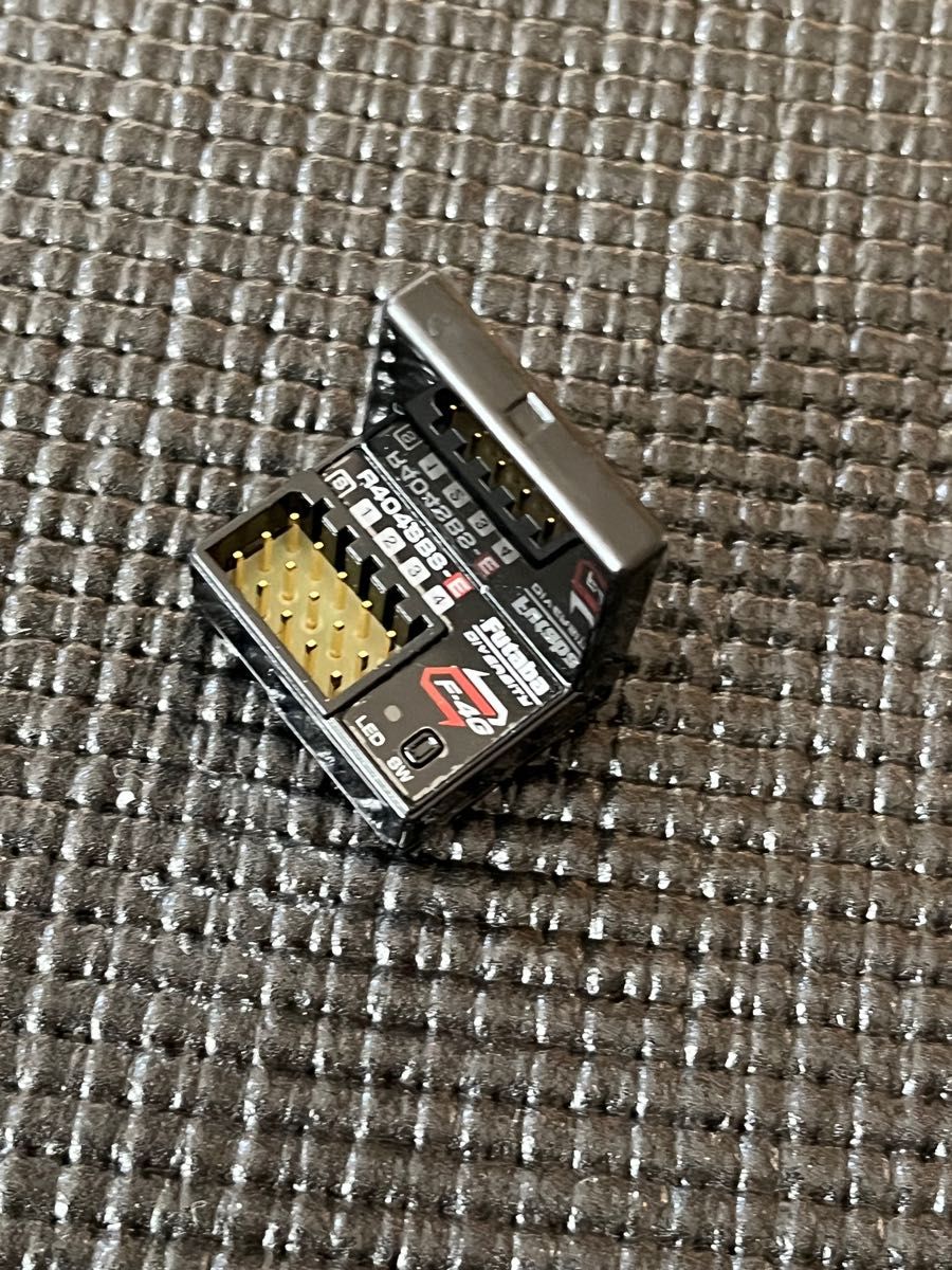 クラシック r4① 新品未使用 フタバ R404SBS-E 受信機 レシーバー