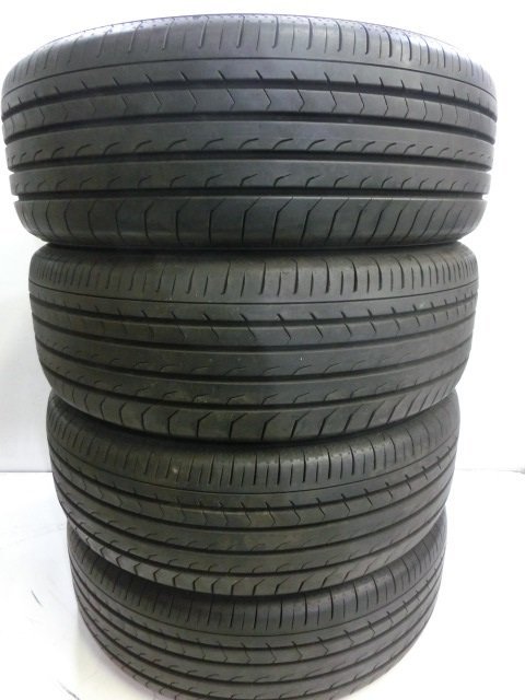 YOKOHAMA BluEarth-RV RV03 215/60R17 96H オークション比較 - 価格.com