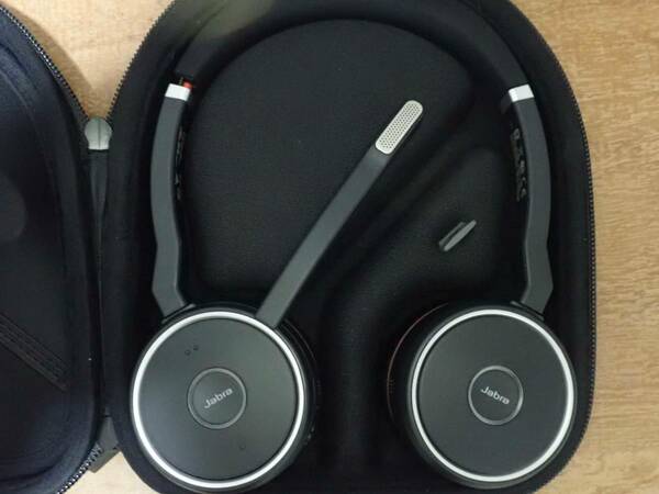 Jabra Evolve 75+ MS Stereo(スタンド付)