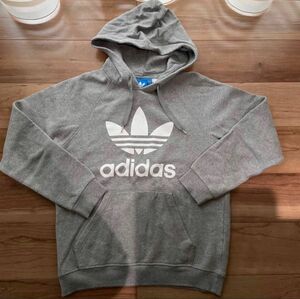 adidas◇パーカー◇裏起毛◇Lサイズ◇カジュアル◇スポーツ