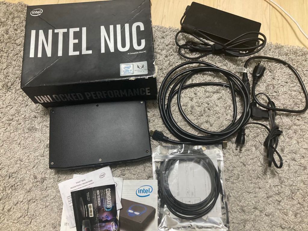 新品・未開封品】intel純正 NUC ベアボーン NUC11TNKi7 Core i7モデル