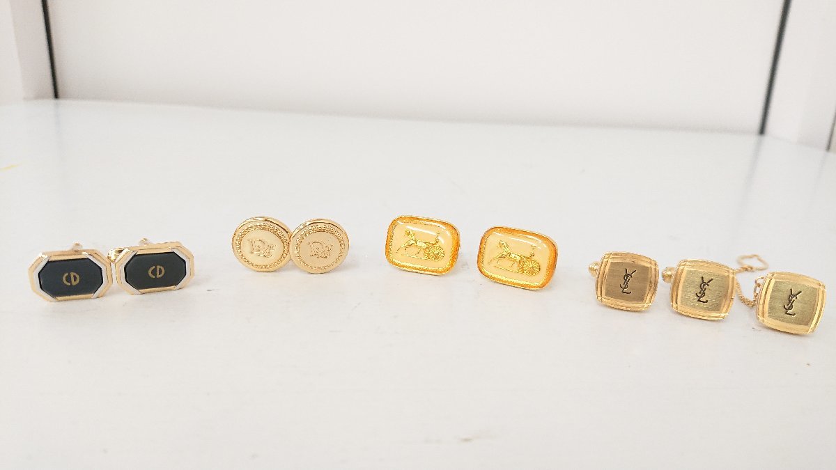 ヤフオク! -「ysl」(カフス) (メンズアクセサリー)の落札相場・落札価格