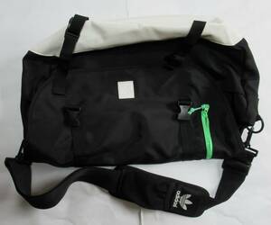  Adidas messenger bag 
