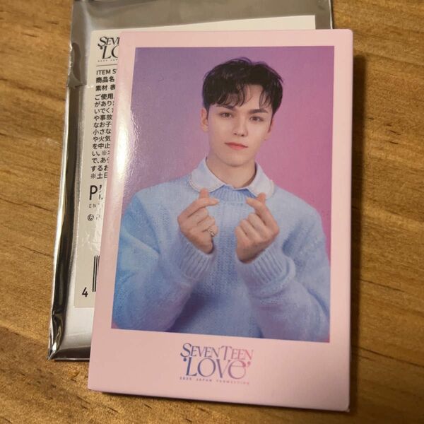 SEVENTEEN love SQUARE CAN BADGE svt love2023 缶バッジ　バーノン　VERNON