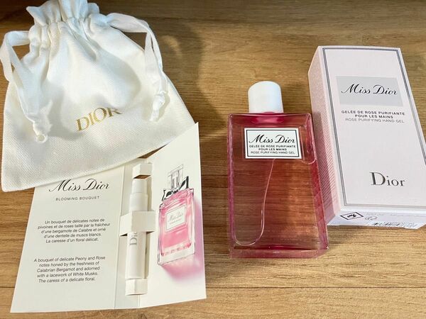 大人気　ディオール　ミスディオール ハンドジェル＆ブルーミングブーケ　ミニ香水＆巾着袋　プレゼントにも Dior
