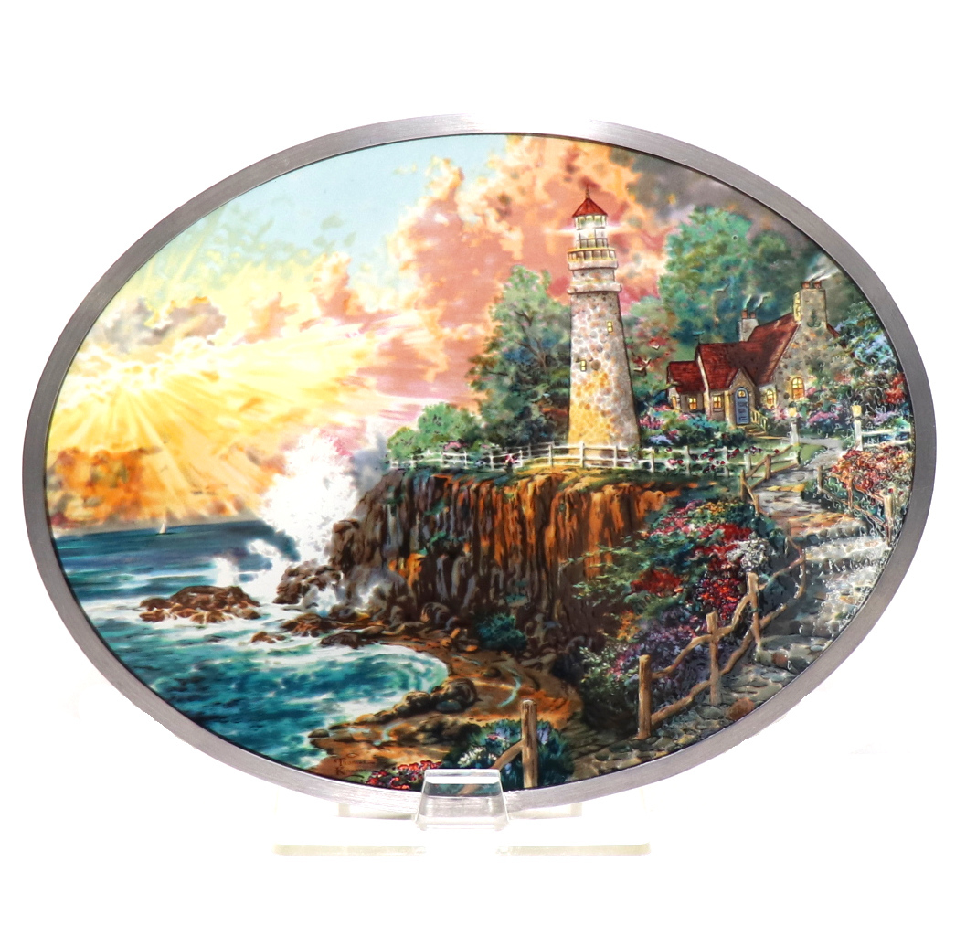 Nouveau avec boîte Thomas Kinkade Vintage Vitrail Lumière de Paix Phare Paysage Verre Maîtres Disney Tiffany USA, Artisanat, verre, verre artisanal