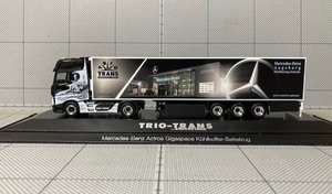 1/87 Herpa MB Actros GigaSpace w/Refrigerated Semitrailer "Trio Trans"