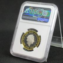 1円スタート !【世界に11枚 準最高鑑定】 2015 イギリス ブリタニア ２ポンド 銀貨 ギルト NGC PF69 UC モダン アンティークコイン _画像6