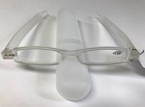 新品　コンパクト　折りたたみ　シンプル　老眼鏡　+1.5　クリア　★