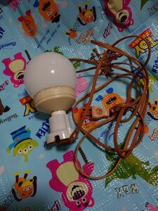 TOSHIBA ネオボール と 陶器製電球受 非常用照明器具 レトロ 汚れあり 昭和 照明器具