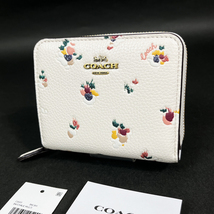 【COACH 100%本物 新品 コーチ USAアウトレット正規品】ビフォルド ウォレット フローラル プリント 二つ折り 財布 C6001 花柄_画像2