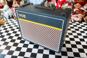 爆レア★VOX AC30 ミニチュア ギターアンプ ビートルズやクィーン、他ブリティッシュアーティストが愛用 実にリアル♪