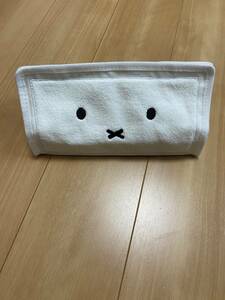 新品ふわふわmiffy ティッシュケースtente ティッシュカバー　ミッフィ白