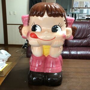  super valuable store-based sales .. for not for sale jumbo Peko-chan 