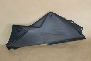 ホンダ CBR250R MC41 サイドカバー右　社外品？ H356-40