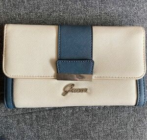 guess 長財布　美品