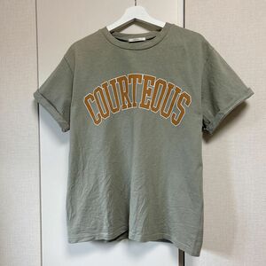 訳あり　カレッジロゴTシャツ