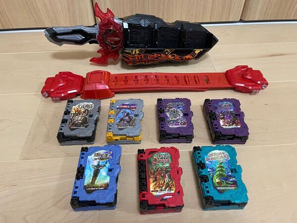 仮面ライダーセイバー DX聖剣ソードライバー 変身ベルト