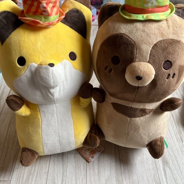 タヌキとキツネ めっちゃデカぬいぐるみ5周年 ぬいぐるみ でっかいぬいぐるみ