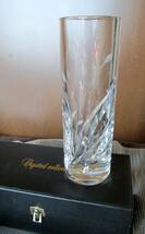 ナハトマン　マーカオーレル　クリスタルコレクション　カットガラス花瓶　８．５丸ｘ２６ｃｍ_画像1