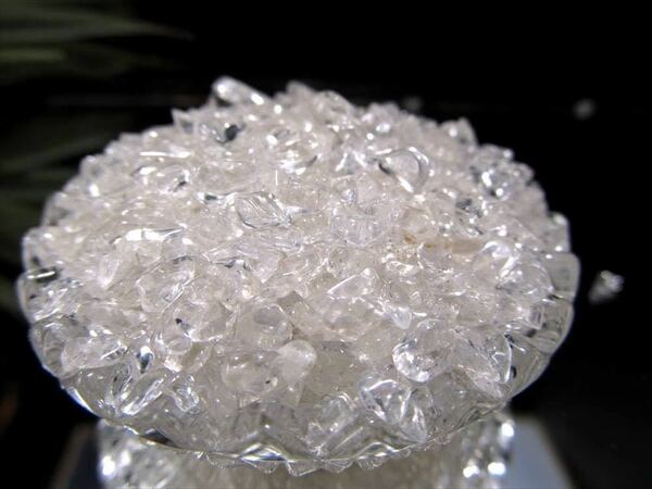 【送料無料】天然水晶さざれ極小粒約160g天然石ブレスレット浄化インテリアさざれ石 粒約3~5mm 置物お守り風水ビーズまとめてまとめ売り
