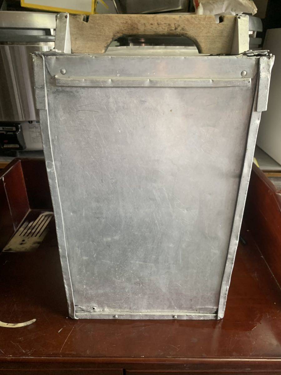 ヤフオク! -「アルミ出前箱」の落札相場・落札価格
