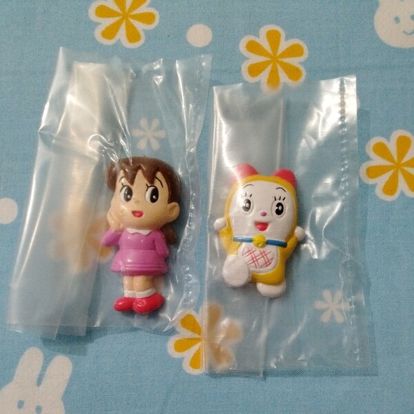 ドラえもん くっつくんです ドラミちゃん しずかちゃん 2種セット 未開封新品 テープ痛みのため代替あり