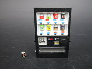 送料220円　SPLASH COLA　スプラッシュコーラ　自動販売機　おもちゃ　フィギュア　ミニチュア　（EE547