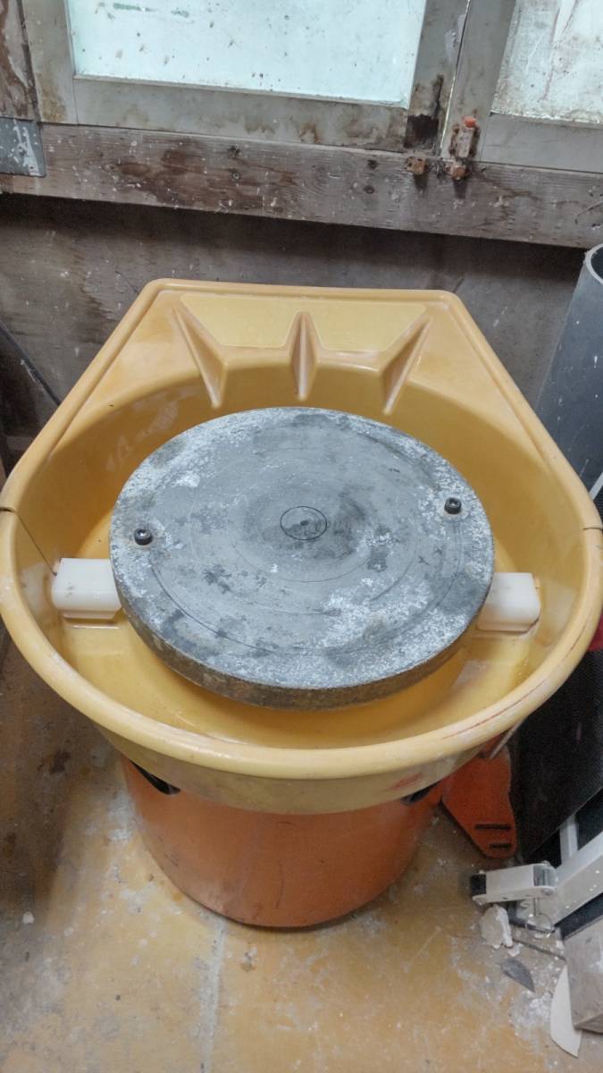 ヤフオク! -電動ろくろ(粘土工芸)の中古品・新品・未使用品一覧