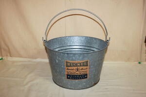  keep hand attaching tin plate bucket old tool interior pot cover gardening bucket tin plate 