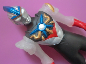 ウルトラマンオーブ(オーブトリニティ)　食玩ソフビ／ソフビヒーロー／約11cm／プレイヒーロー系／商品説明欄必読！入札条件＆取引条件厳守