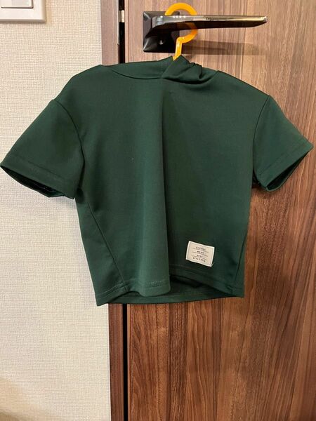 SHEIN シーイン　トップス　2Tサイズ