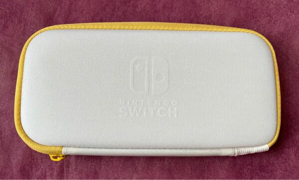 Nintendo Switch Liteキャリングケース イエロー