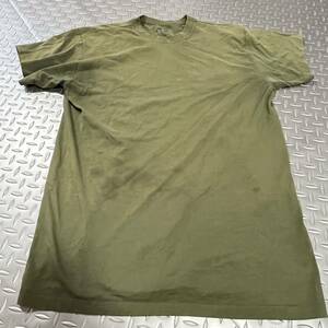 US 米軍放出品　Tシャツ　MEDIUM LARGE OD ランニング　スポーツ　(INV D62)