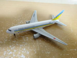 1/400　ドラゴン　エアドゥ　767-200