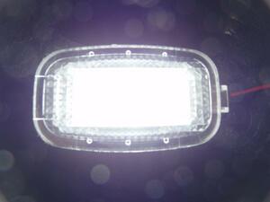 激白光！ ベンツ LED ルームランプ 単品１個　Ｃ２０７／Ａ２０７　Ｅクラス クーペ　E250 E350 E550　ＡＭＧ　ブラバス　ロリンザー