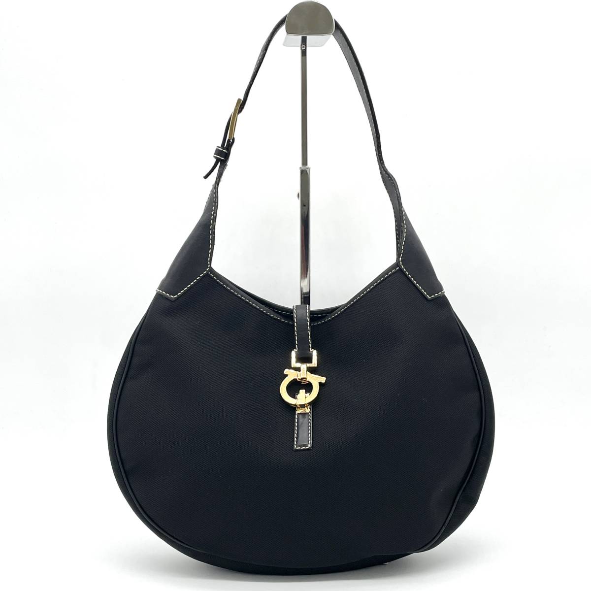ヤフオク! -salvatore ferragamo ワンショルダーバッグの中古品・新品 ヤフオク! -salvatore ferragamo ワンショルダーバッグの中古品・新品