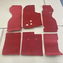 　スバル３６０　Ｋ１１１　フロアカーペット　赤　絨毯　1台分　_画像1