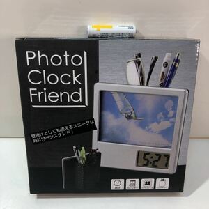 Photo clock friend 壁掛け時計付きペンスタンド