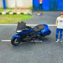 【ZZ-258】1/64 スケール ホンダ ゴールドウイング GOLDWING フィギュア バイク ミニチュア ジオラマ ミニカー ビックスクーター トミカ_画像2