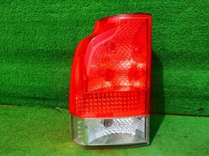  Volvo V70 tail lamp left SB5244W