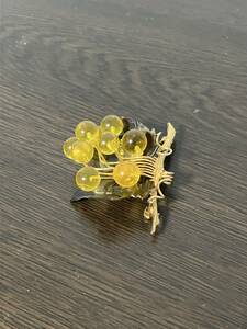  tortoise shell grape brooch 