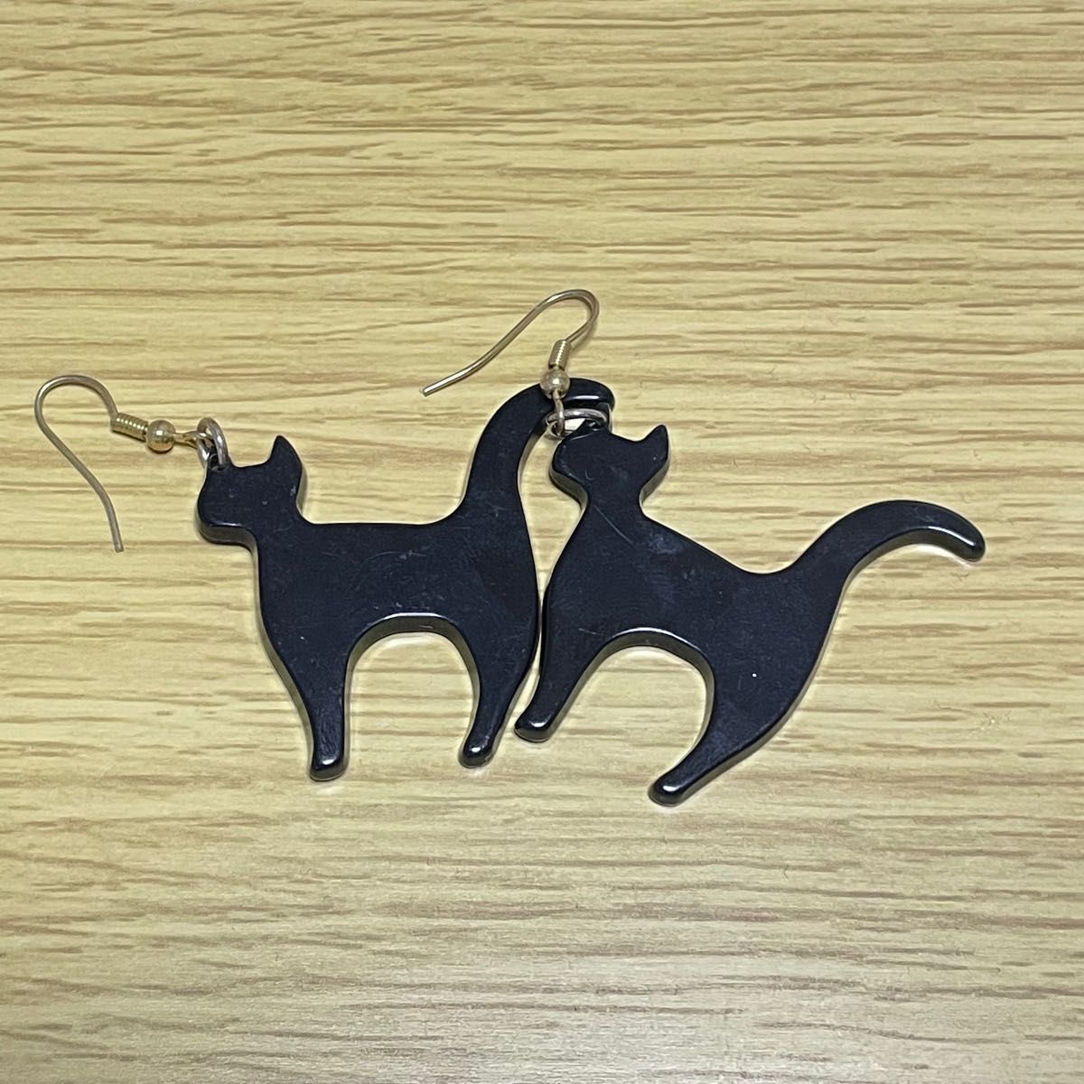 黒猫ピアス|Yahoo!フリマ(旧PayPayフリマ)