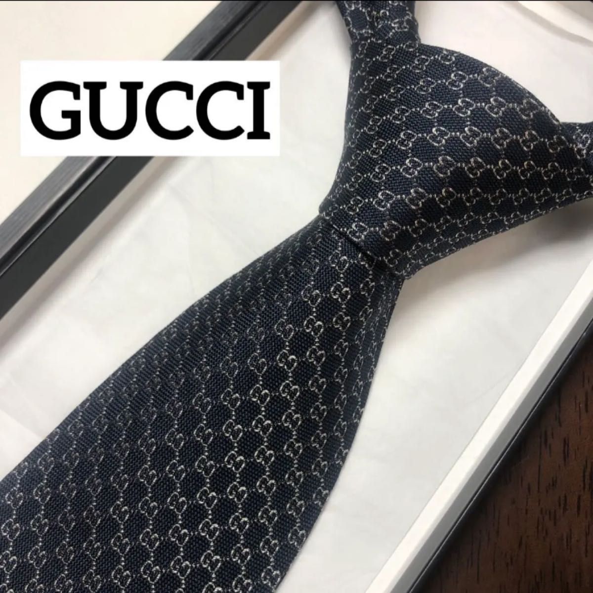 美品 GUCCI グッチ ネクタイ 黒・グレー GG柄 インターロッキングG-