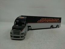 ■Maistoマイスト H・D CUSTOM 1:64 CUSTOM HAULERS ハーレーダビッドソン カスタムホーラー トレーラーミニカー_画像1