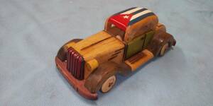 クラシックカー：木製 車 アンティーク 置物 レトロ 全長約17cm ビンテージ IE2304/オクパナ