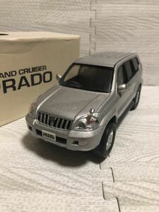 1/24 トヨタ ランドクルーザープラド ランクル PRADO カラーサンプル ミニカー 非売品 シルバーメタリック