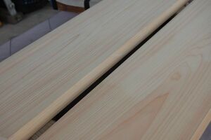 桧 ヒノキ（東農檜） 2本で7500円 角材 材木 木材 新品 8年乾燥