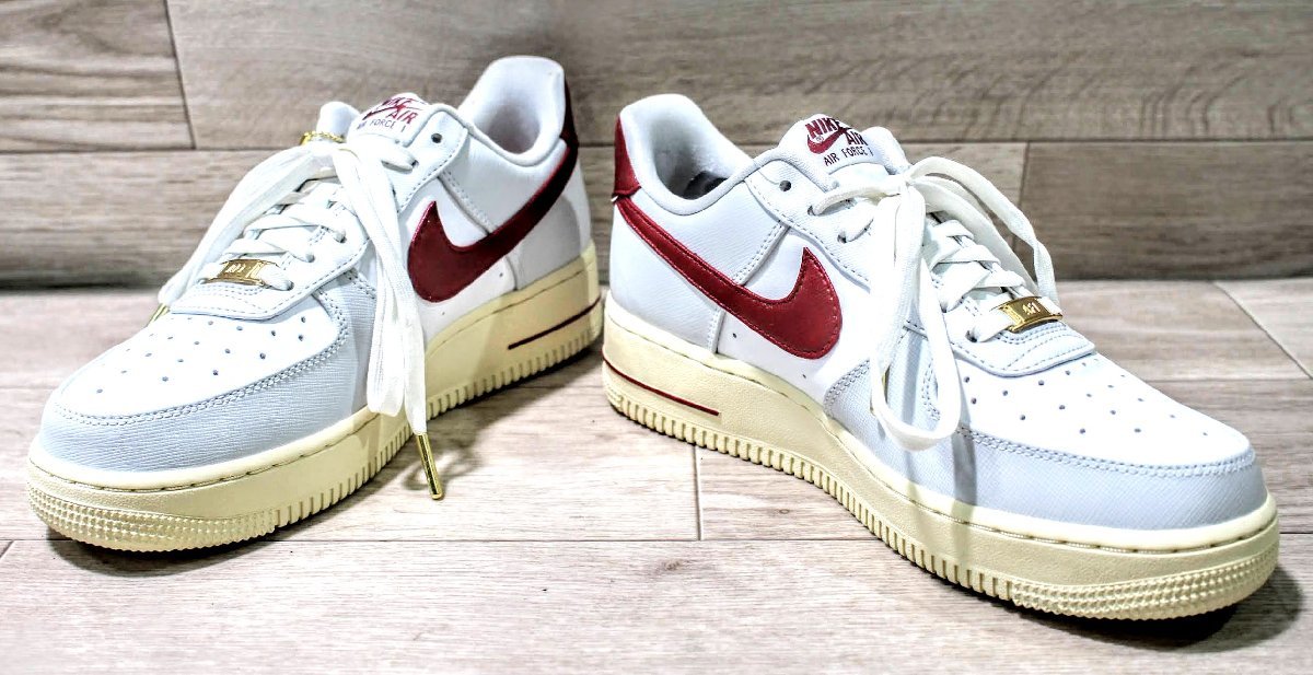 美品 箱有 ナイキ エアフォース1 ロー ´07 SE AF1 スニーカー-